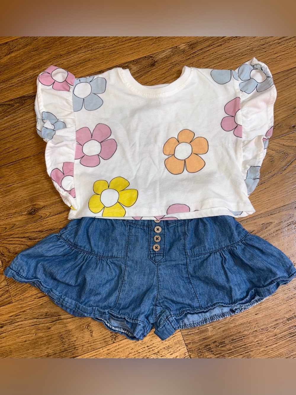 Jessica Simpson Girls Floral Flutter Sleeve Top with Denim Pull OnShorts 2T